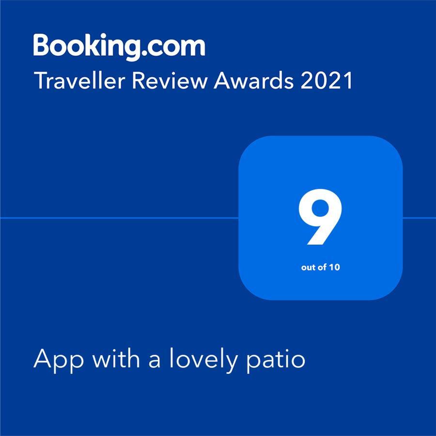 App With A Lovely Patio Mali Losinj Ngoại thất bức ảnh